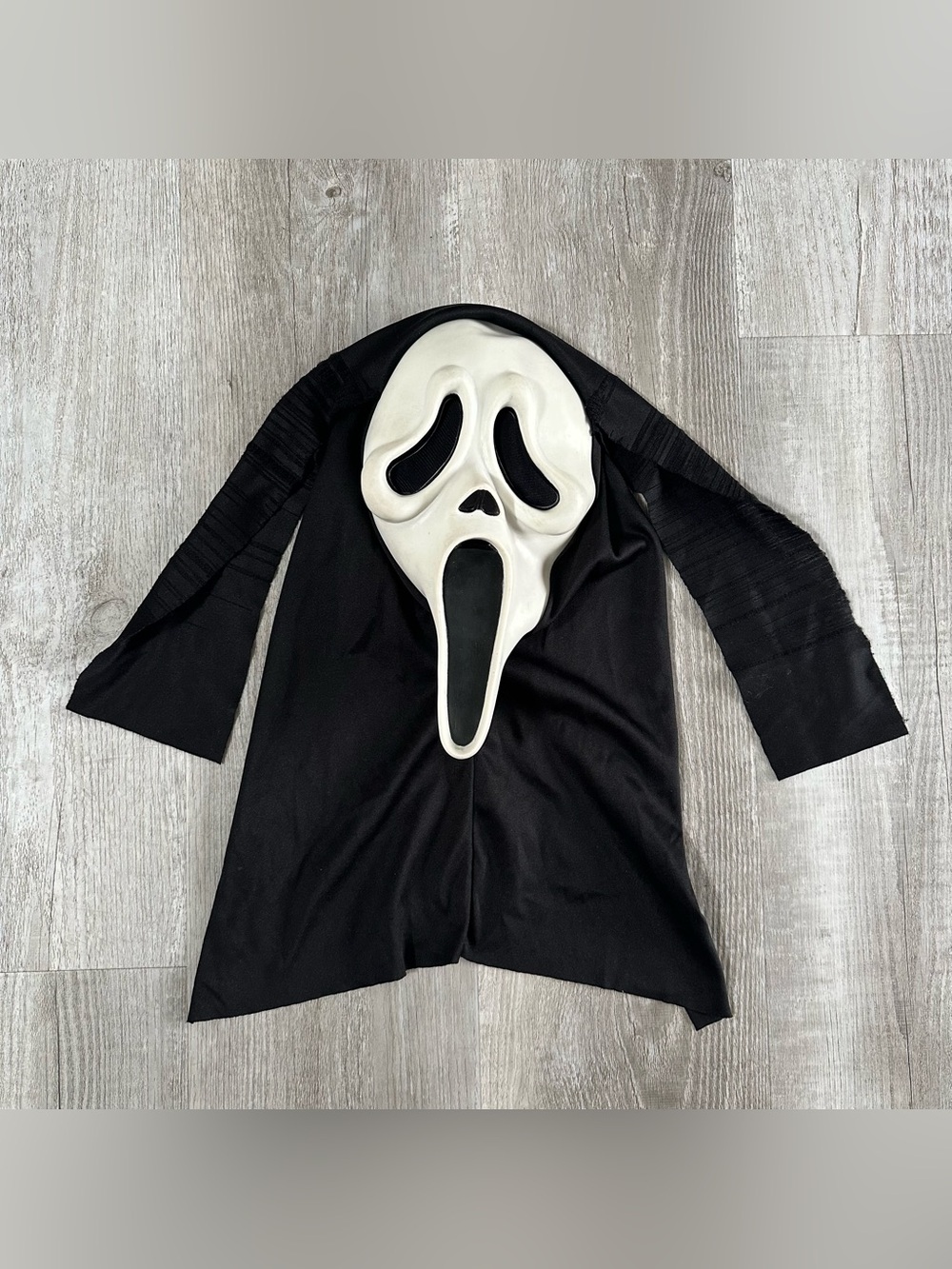 Vintage Scream Ghostface Mask Easter Unlimited Inc Squinty MK Glow In The Dark